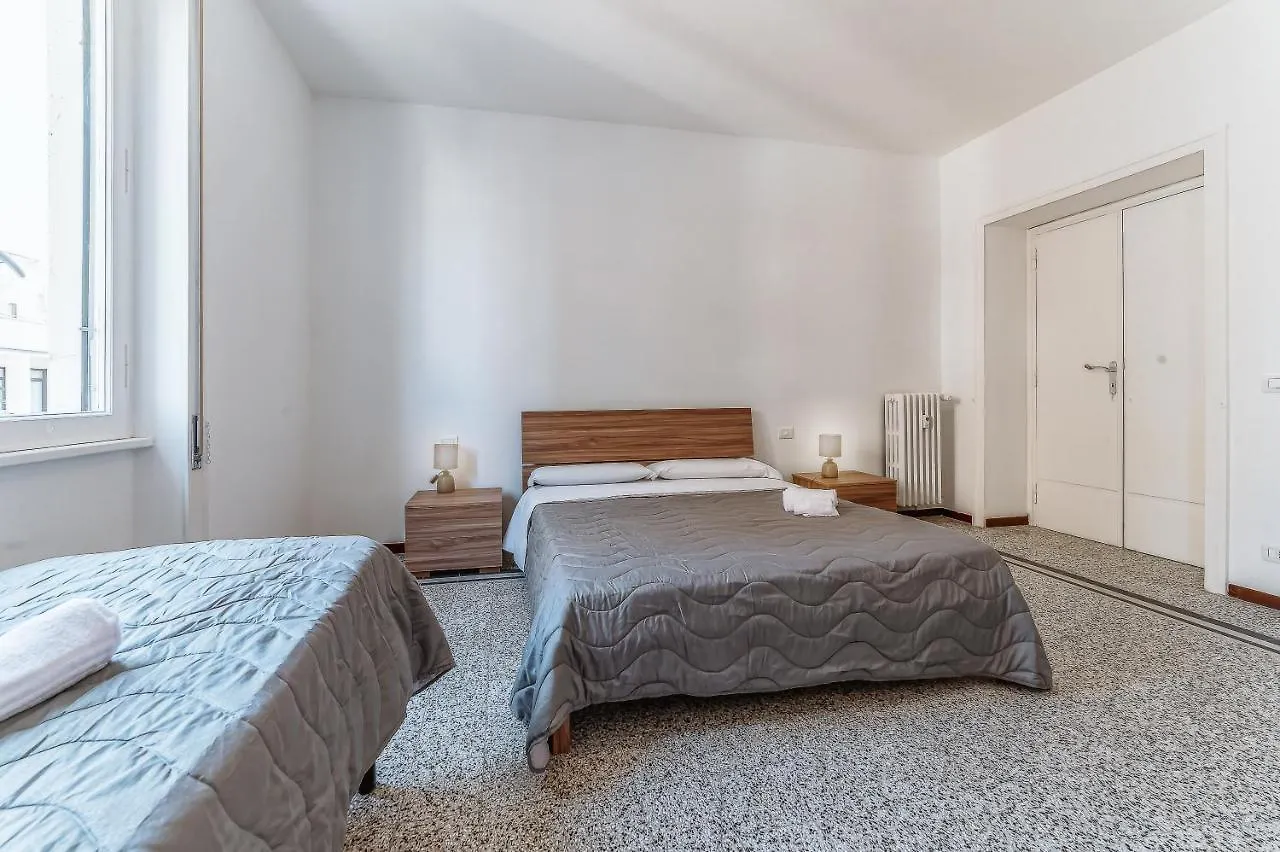 Roof Terrace In Rome - Piazza Bologna Apartment